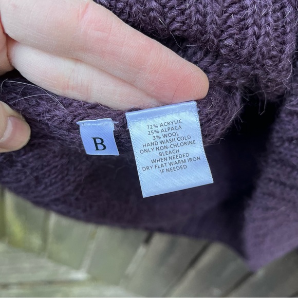 Loft Ann Taylor Alpaca Blend Deep V Shawl Sweater Purple Sz M - Picture 4 of 14